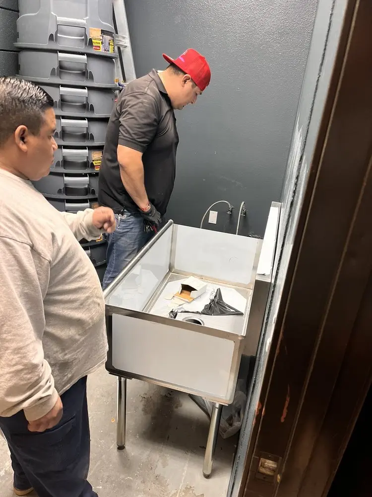 Commercial plumbing and sink installation in Hyde Park